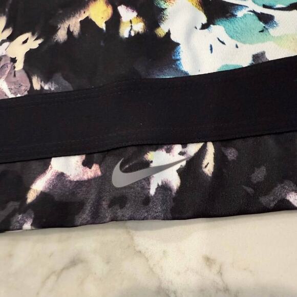 Nike Indy Floral Print DriFit Racerback Low Impact Sports Bra Womens Small Black - Picture 3 of 7